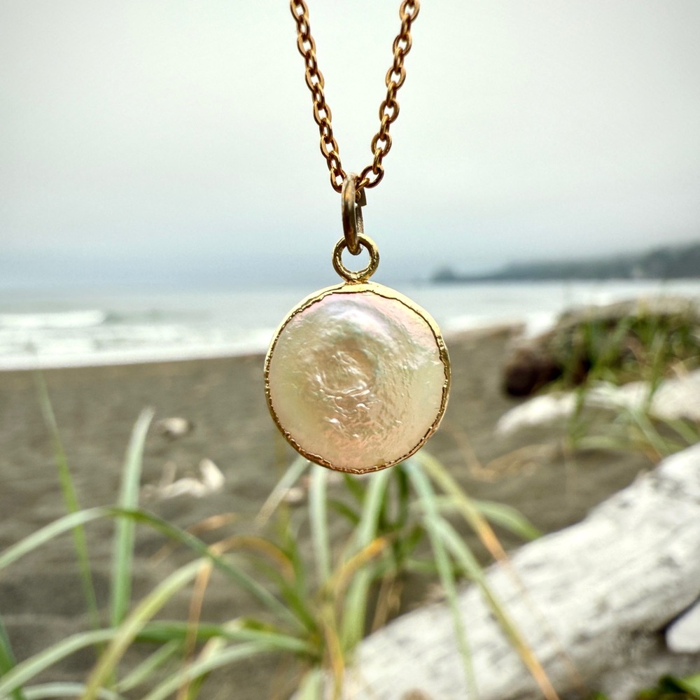 24K Gold Plated Bezel Baroque Fiji Coin Pearl Chain Necklace